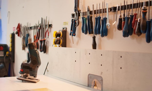 Tool workbench
