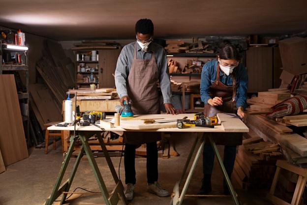 work bench with vice